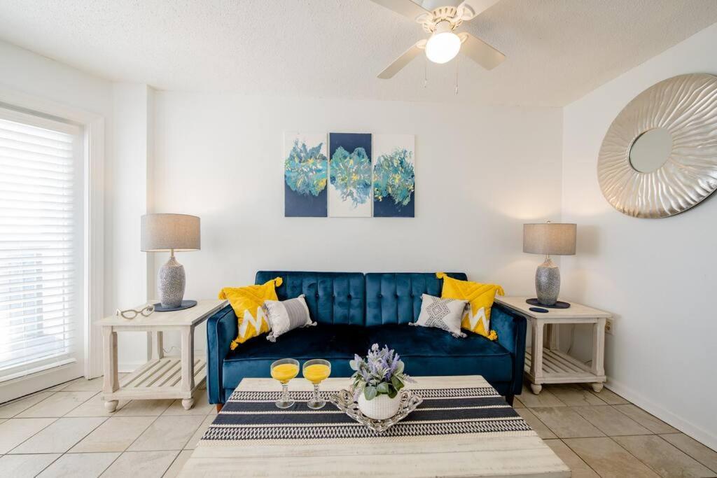 Royal Retreat-Amazing View-King Bed-1 Bedroom-Full Kitchen-Free Parking-Self Check-In Myrtle Beach Dış mekan fotoğraf