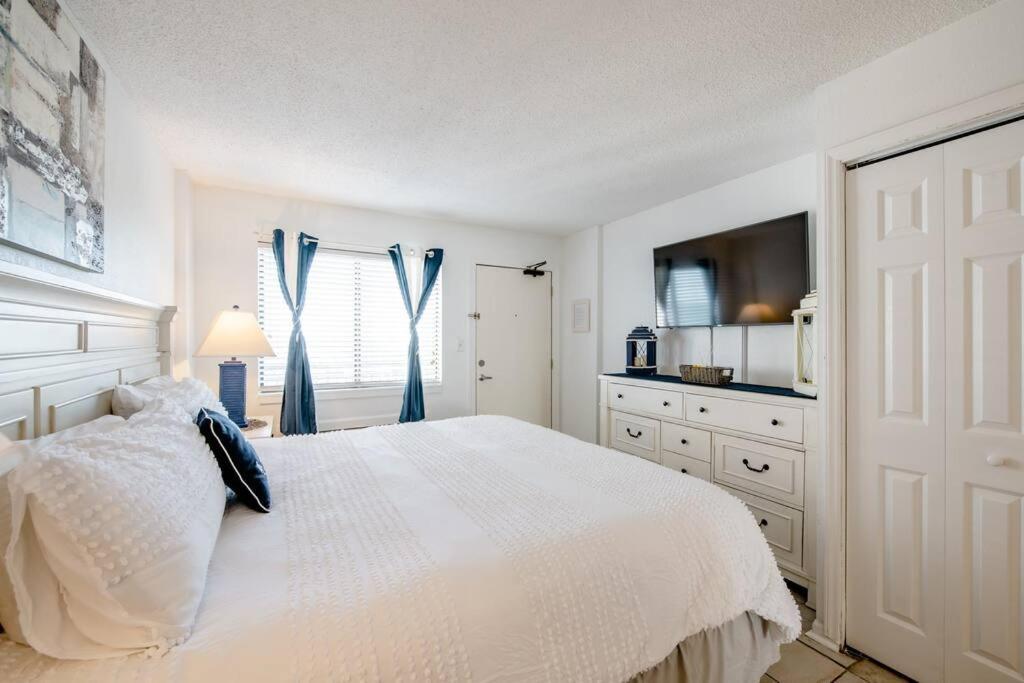 Royal Retreat-Amazing View-King Bed-1 Bedroom-Full Kitchen-Free Parking-Self Check-In Myrtle Beach Dış mekan fotoğraf
