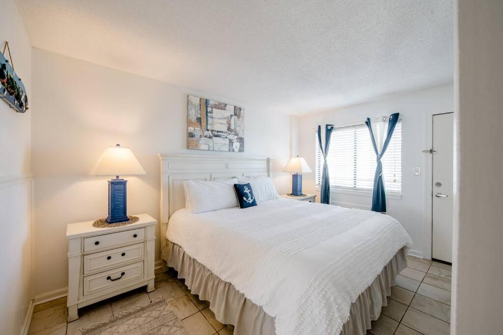 Royal Retreat-Amazing View-King Bed-1 Bedroom-Full Kitchen-Free Parking-Self Check-In Myrtle Beach Dış mekan fotoğraf