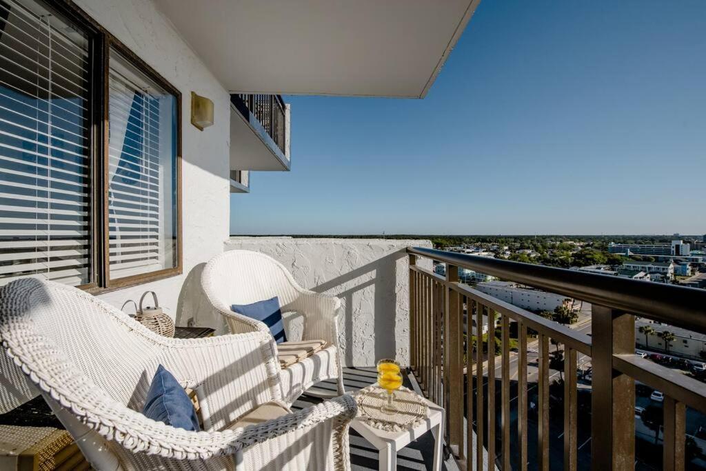 Royal Retreat-Amazing View-King Bed-1 Bedroom-Full Kitchen-Free Parking-Self Check-In Myrtle Beach Dış mekan fotoğraf