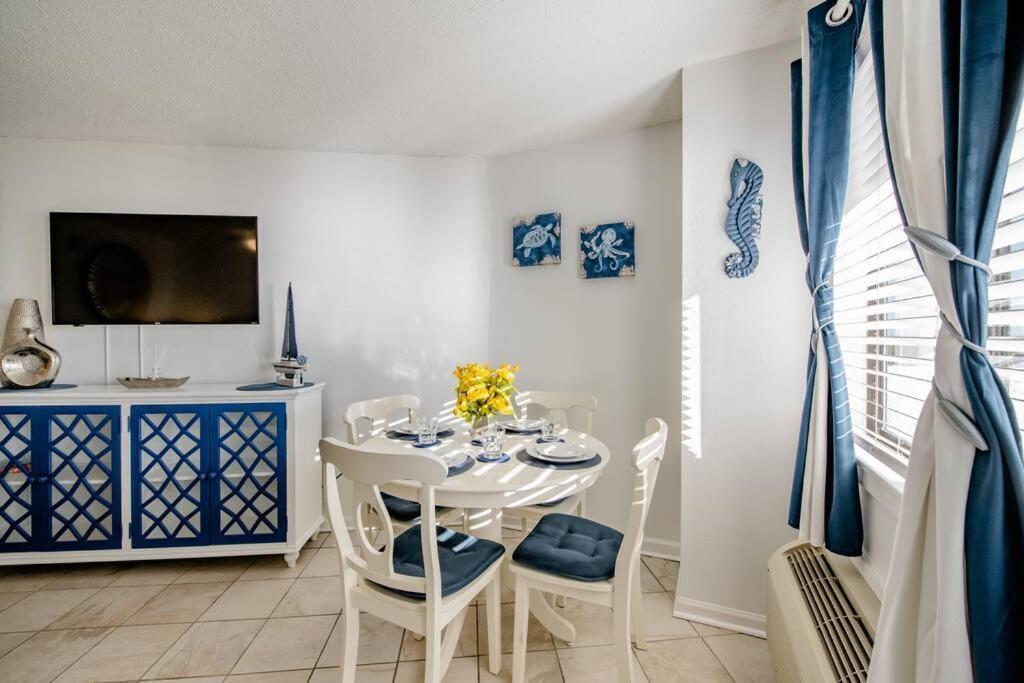Royal Retreat-Amazing View-King Bed-1 Bedroom-Full Kitchen-Free Parking-Self Check-In Myrtle Beach Dış mekan fotoğraf