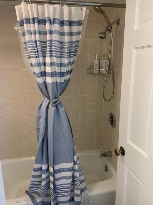 Royal Retreat-Amazing View-King Bed-1 Bedroom-Full Kitchen-Free Parking-Self Check-In Myrtle Beach Dış mekan fotoğraf